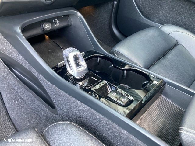 Volvo XC 40 T4 Recharge DKG Inscription Expression - 24