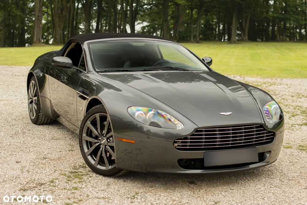 Aston Martin V8 Vantage - 3