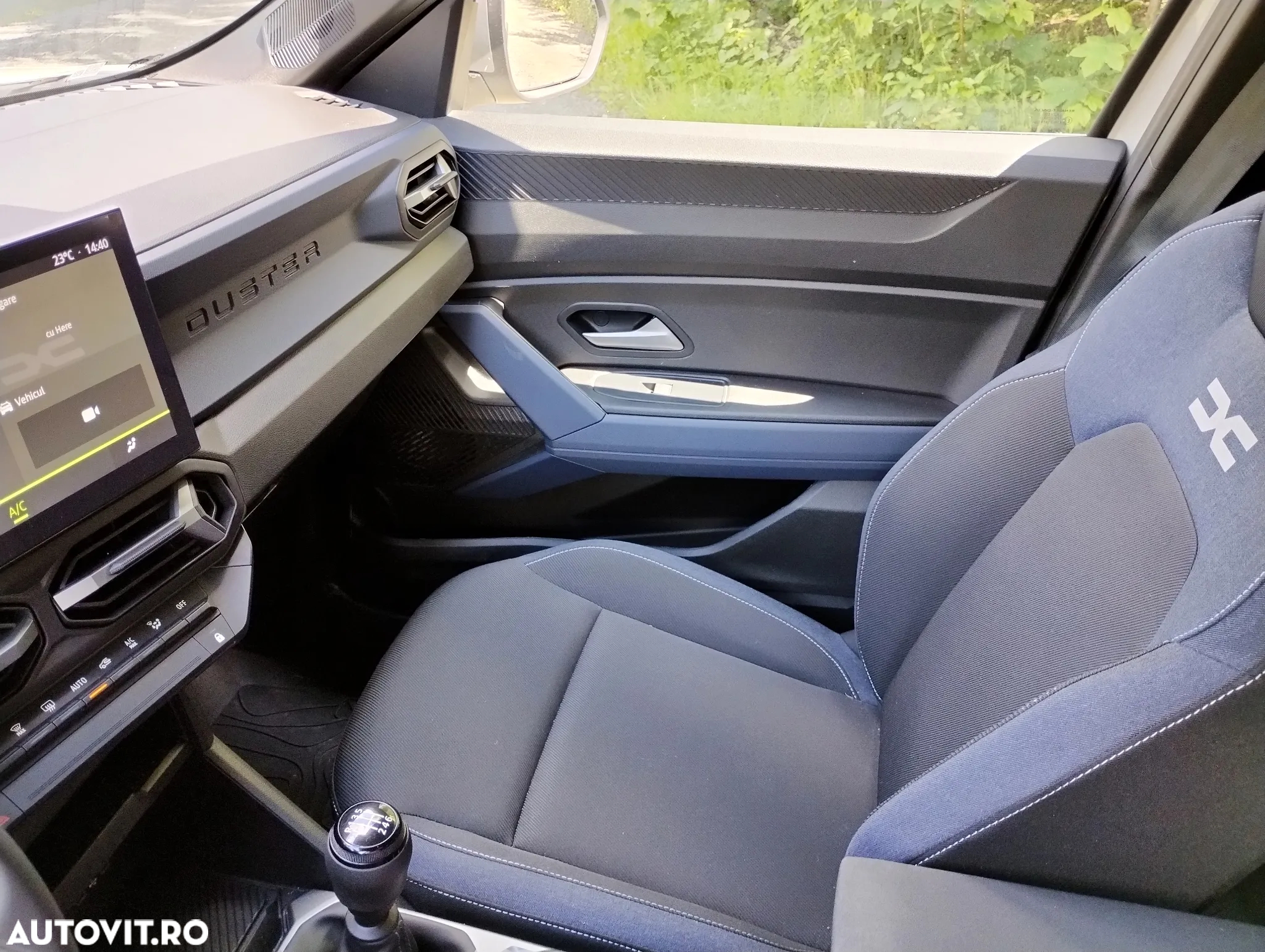 Dacia Duster ECO-G 100 Journey+ - 13