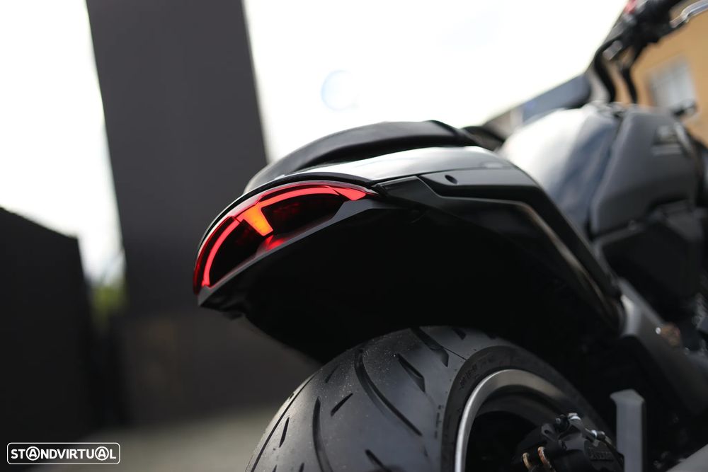 Morbidelli C1002V - 37