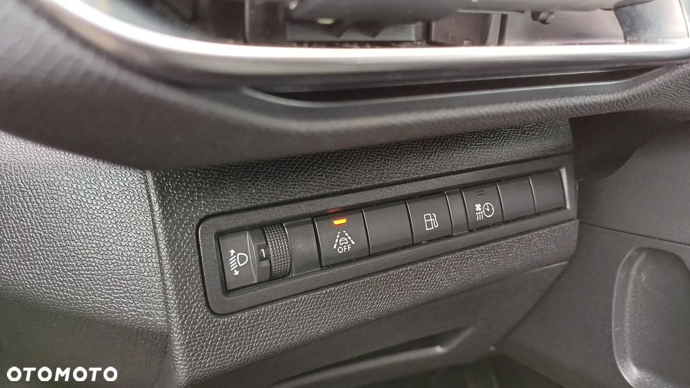 Peugeot 3008 1.6 PureTech Hybrid PHEV Allure Pack S&S EAT8 - 29