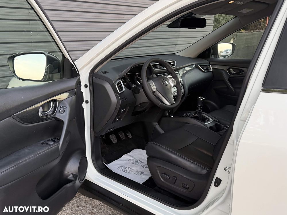 Nissan X-Trail 1.6 dCi ALL-MODE 4x4i N-Connecta - 28