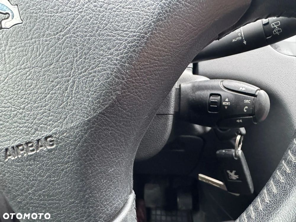 Peugeot 5008 1.6 HDi Access - 21