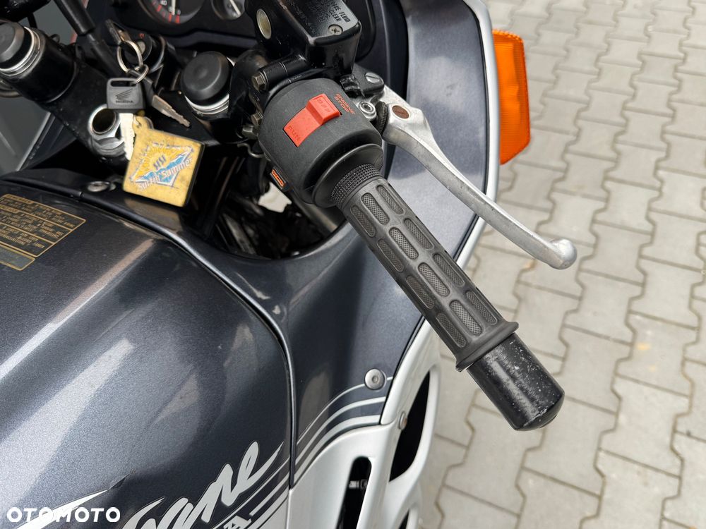 Honda CBR - 21