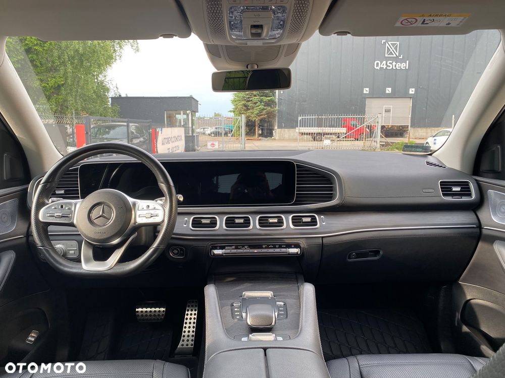 Mercedes-Benz GLS - 14
