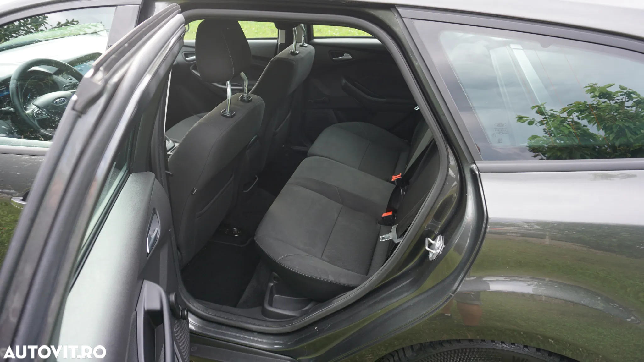 Ford Focus 1.0 EcoBoost Trend - 8