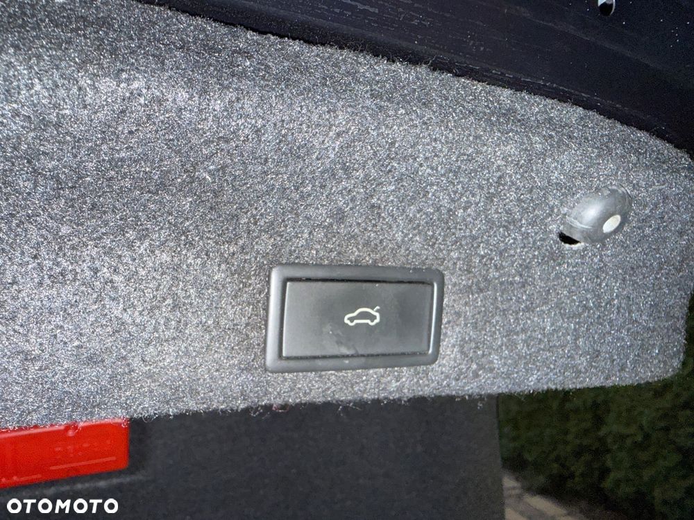 Volkswagen Passat 2.0 TSI Elegance DSG - 38