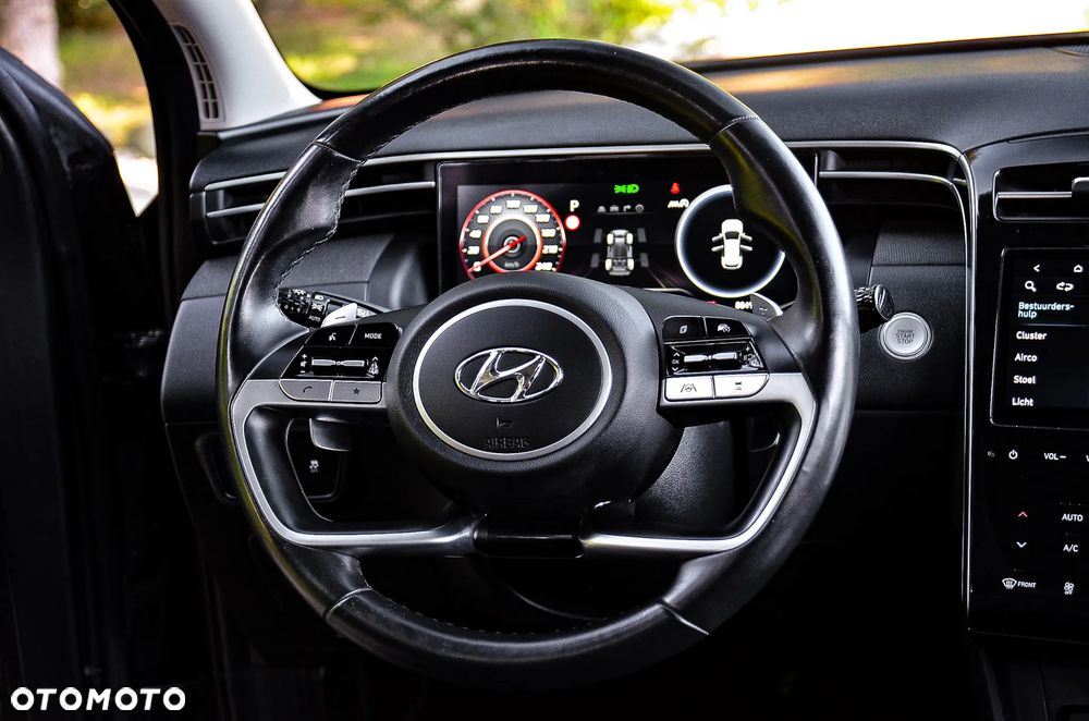 Hyundai Tucson 1.6 T-GDi 48V-Hybrid 4WD DCT Trend - 33