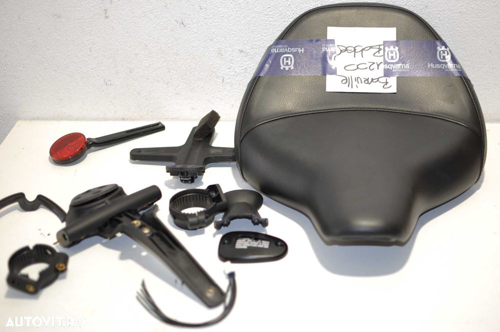 catalizator sa Triumph Boneville Bobber - 4