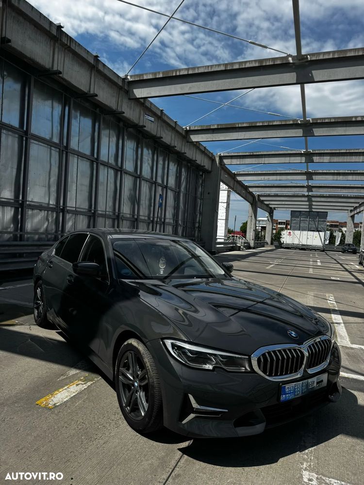 BMW Seria 3 330e Aut. Sport Line - 3