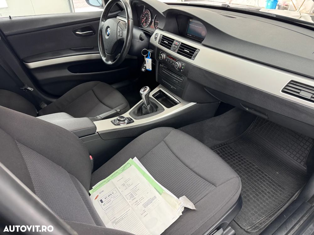 BMW Seria 3 320d DPF - 19