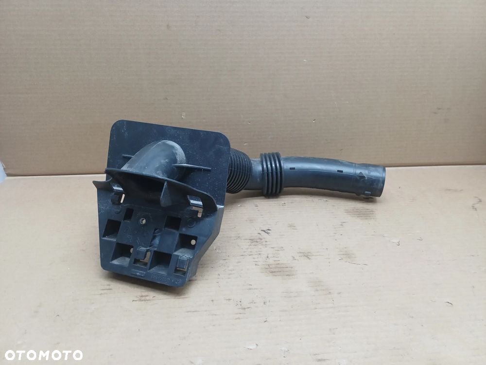 Dolot powietrza rura Passat B6 2.0 TDI 3C0129618D - 1