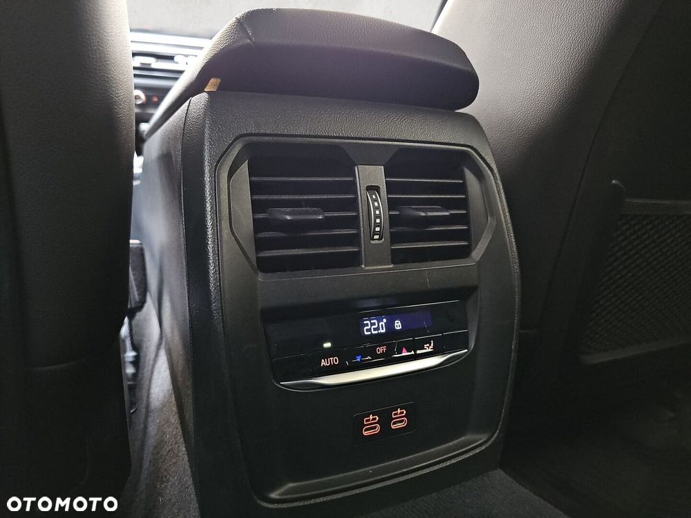 BMW Seria 3 - 26