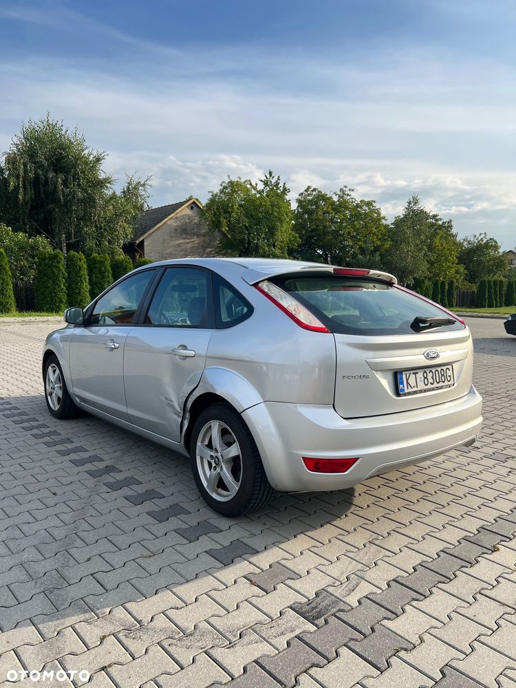 Ford Focus 1.8 FF Ghia - 4