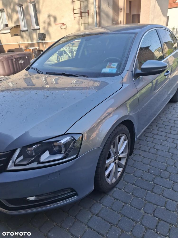 Volkswagen Passat 2.0 TDI Highline DSG - 10