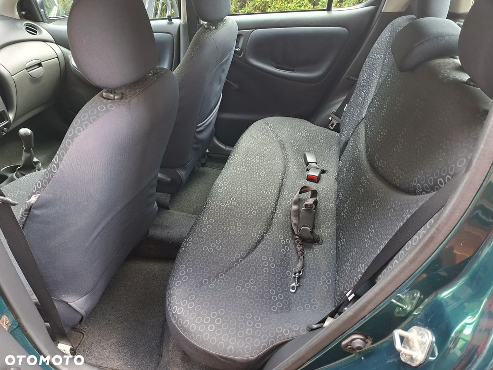 Toyota Yaris 1.0 Edition - 26