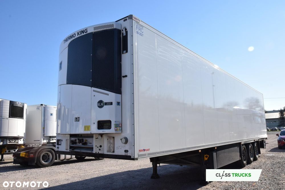 Schmitz Cargobull SKO Double Deck FP 60 ThermoKing SLXi 300 Lifting Axle