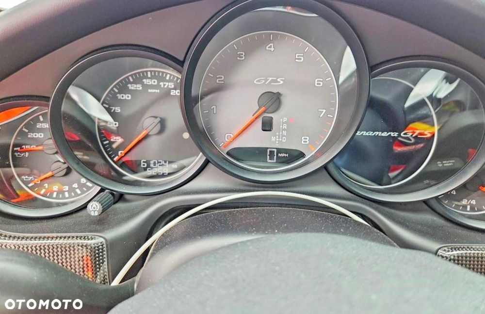 Porsche Panamera - 11