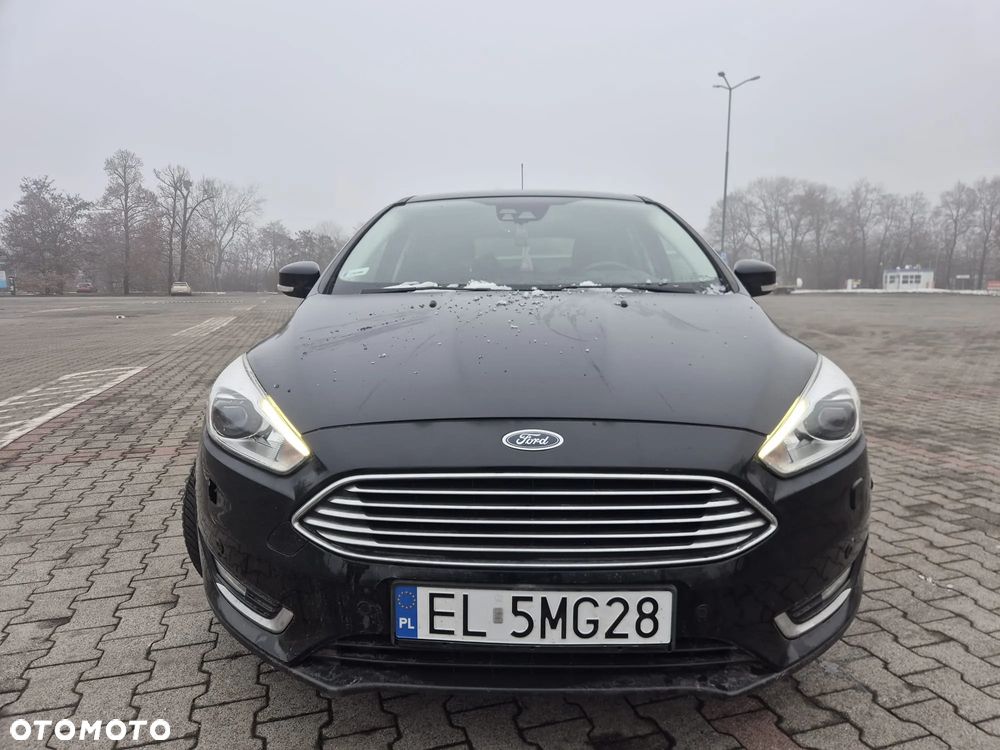 Ford Focus 1.5 EcoBoost Titanium ASS - 3