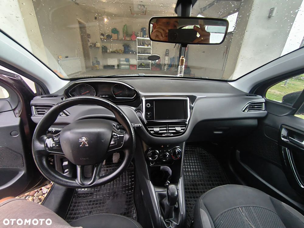 Peugeot 208 1.4 VTi Active - 9