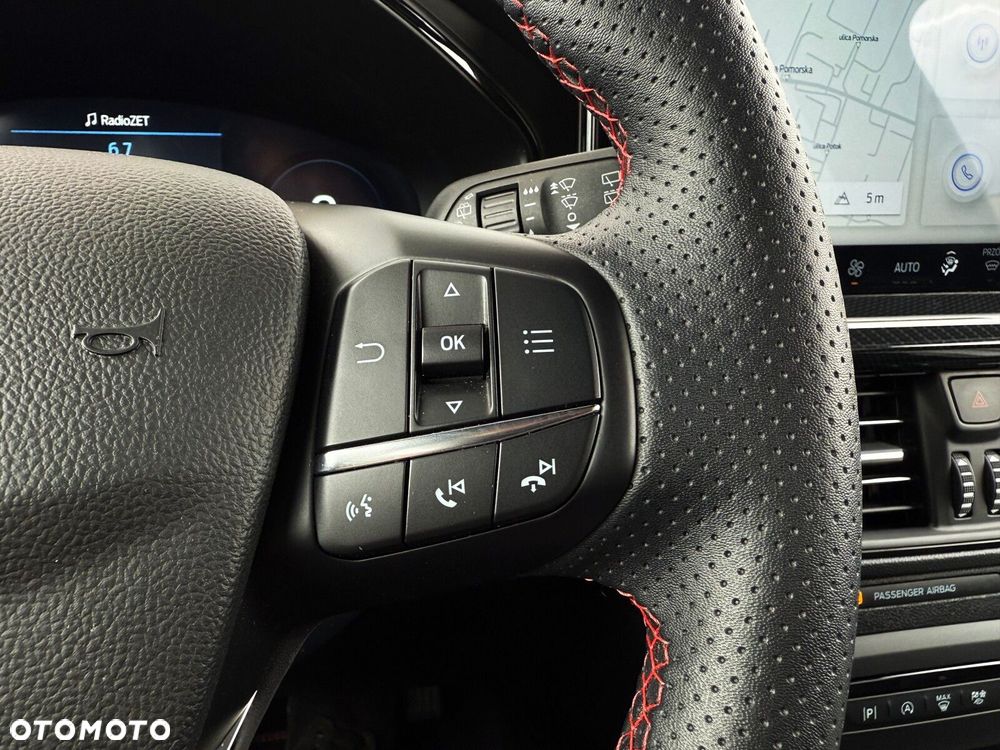 Ford Focus 1.0 EcoBoost mHEV ST-Line X - 19