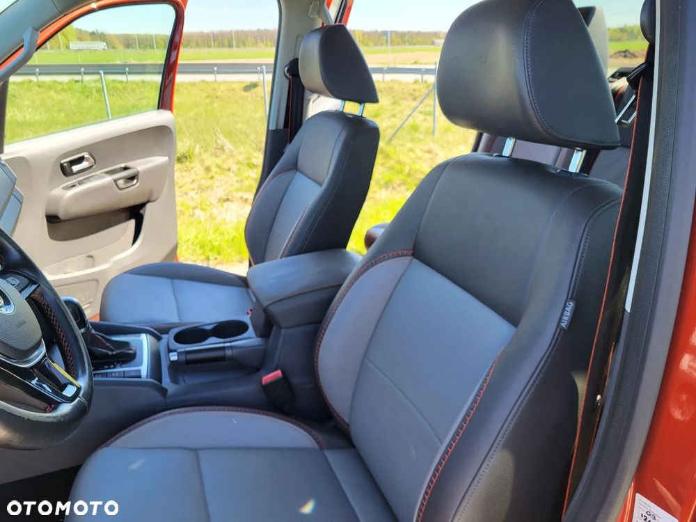 Volkswagen Amarok 2.0 BiTDI Autm Highline - 35