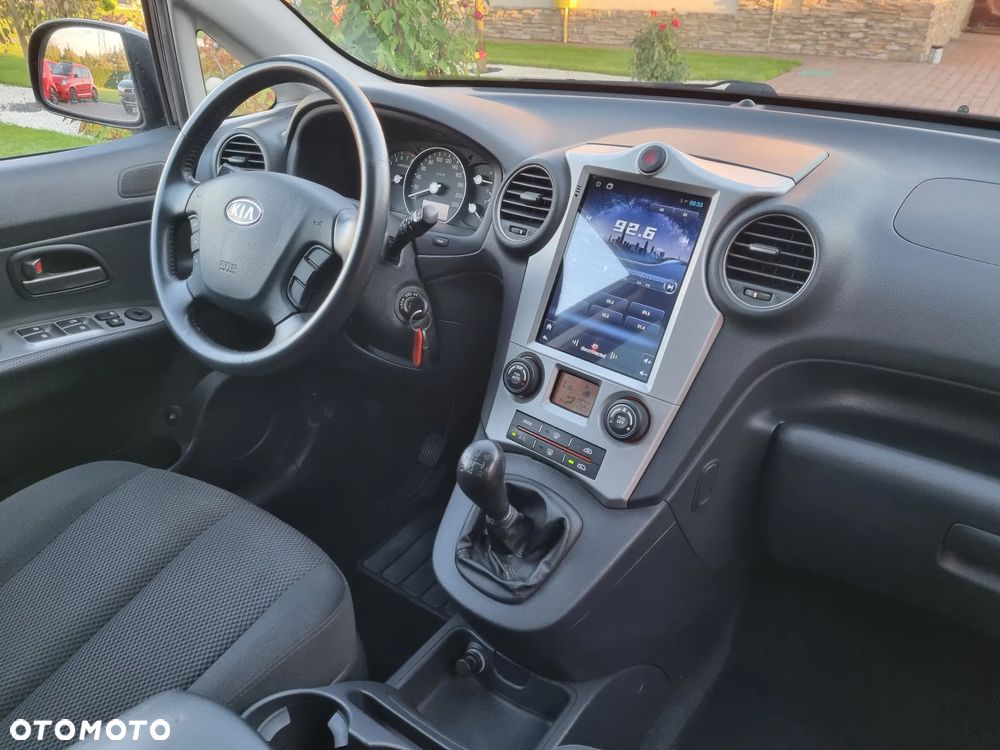 Kia Carens 2.0 EX - 6