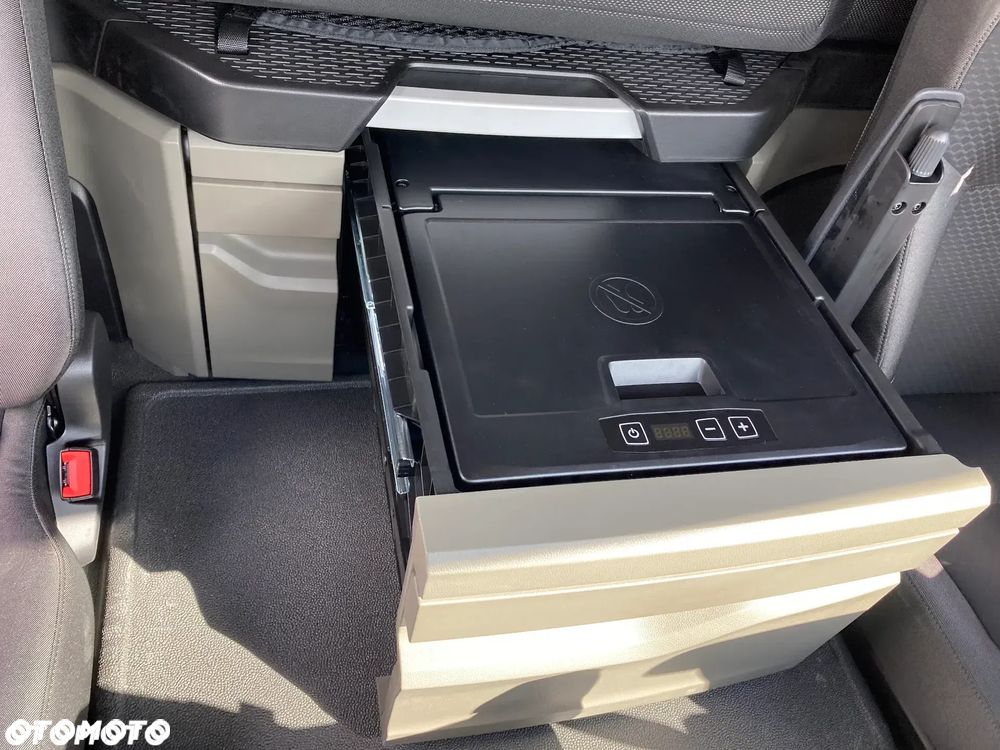 MAN MAN TGL 12.250 4X2 BL CH - 8