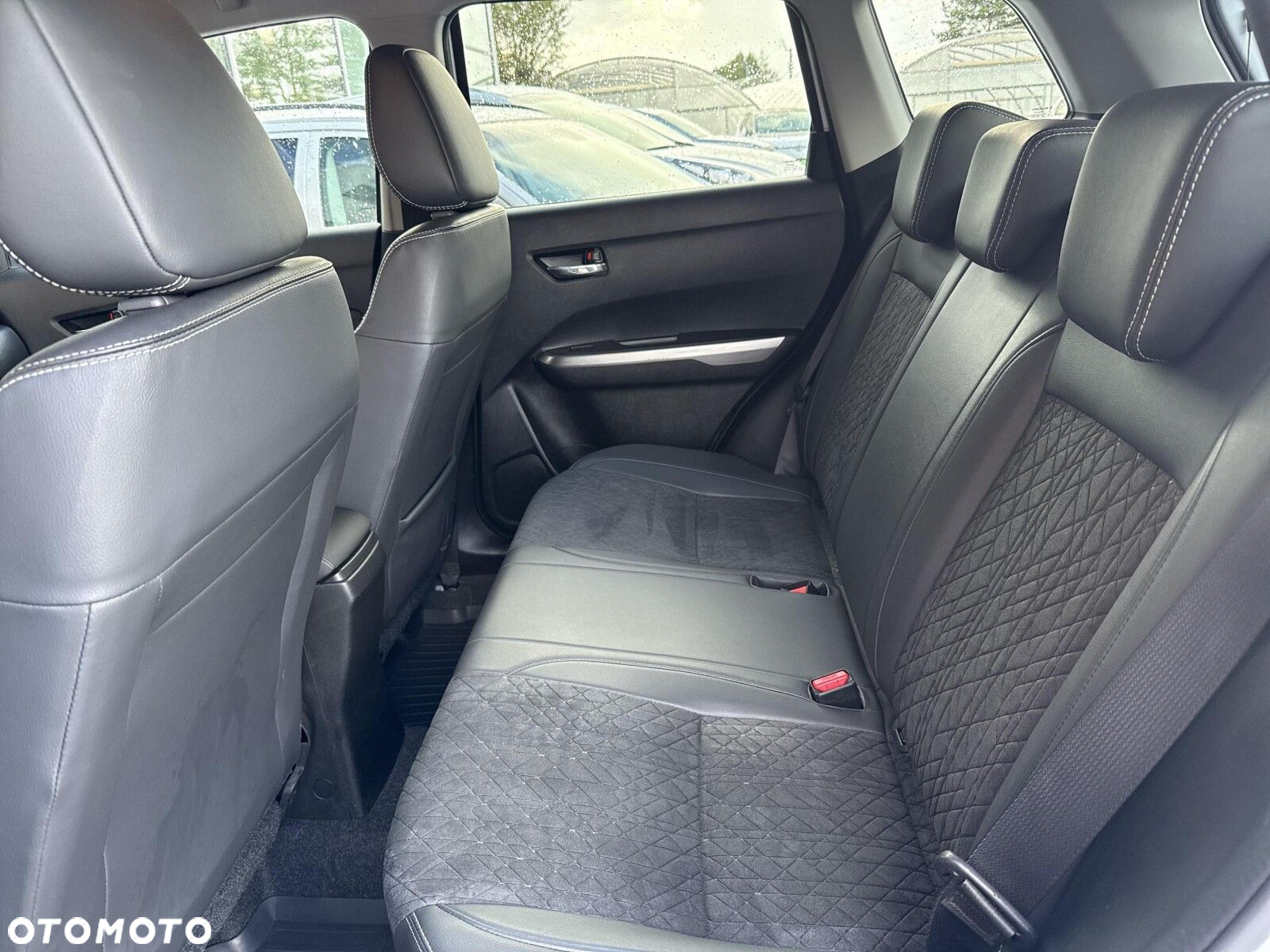 Suzuki Vitara 1.4 Boosterjet Elegance 2WD - 28
