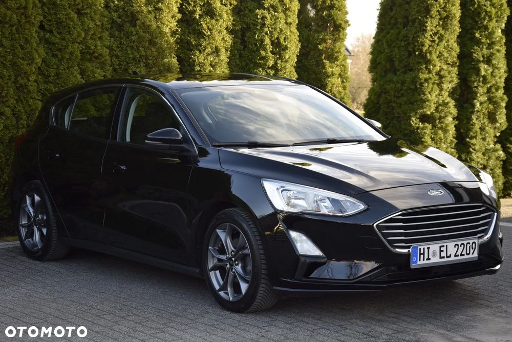 Ford Focus 1.0 EcoBoost Start-Stopp-System TITANIUM DESIGN - 11