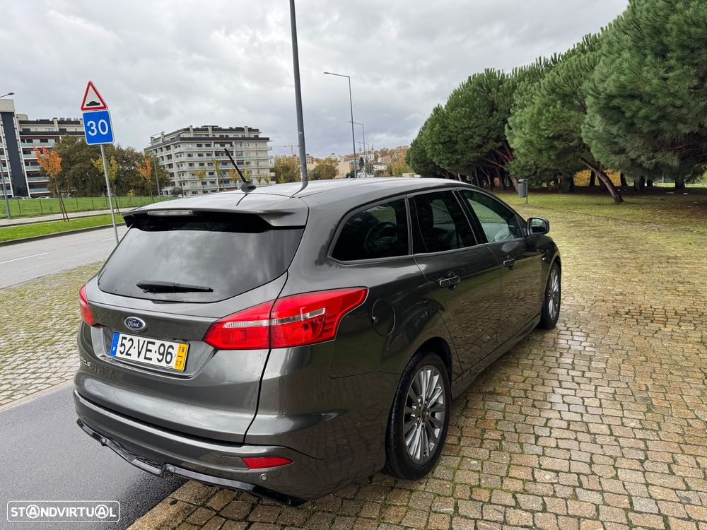 Ford Focus SW 1.5 TDCi EcoBlue ST-Line - 19