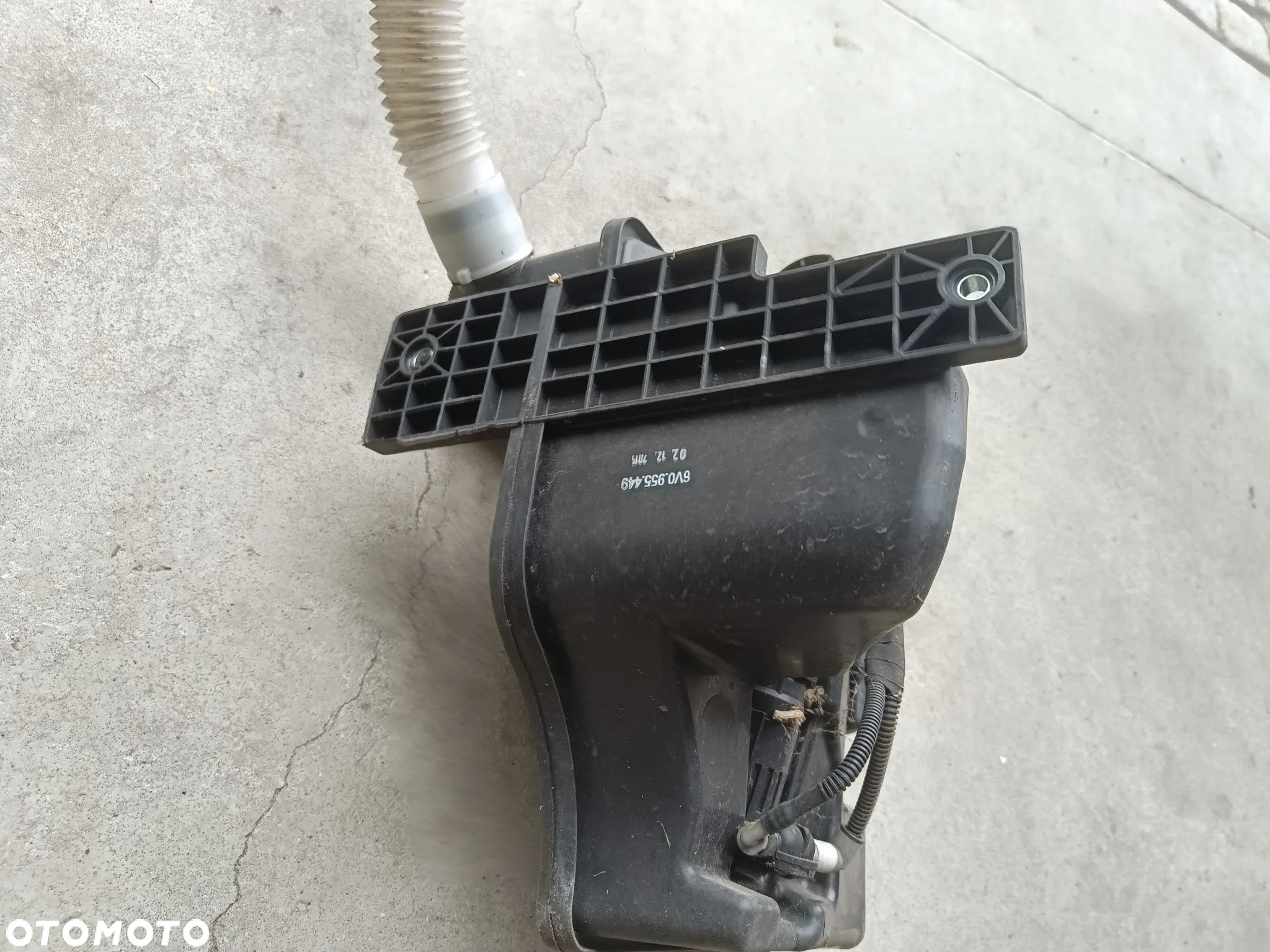 Zbiorniczek Spryskiwaczy Skoda Fabia 3 Seat Ibiza VW Polo Audi A1 6R0955453D - 4