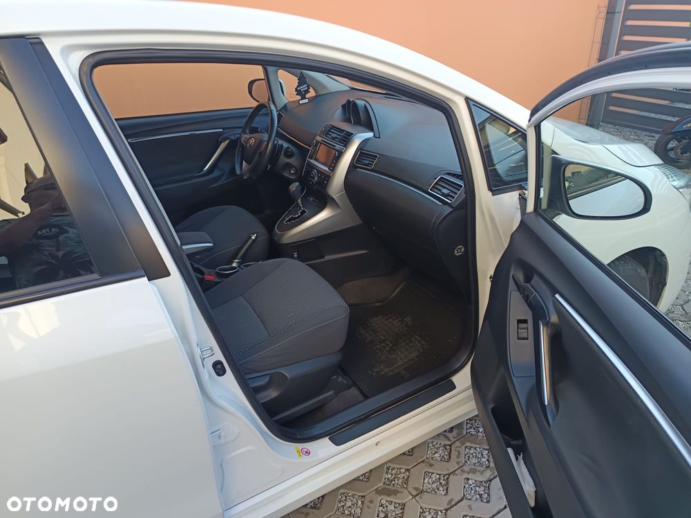 Toyota Verso 1.8 Prestige MS - 5