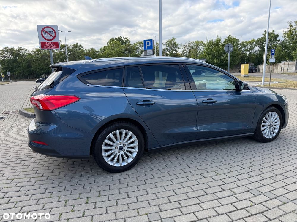 Ford Focus 1.0 EcoBoost Titanium Business - 26