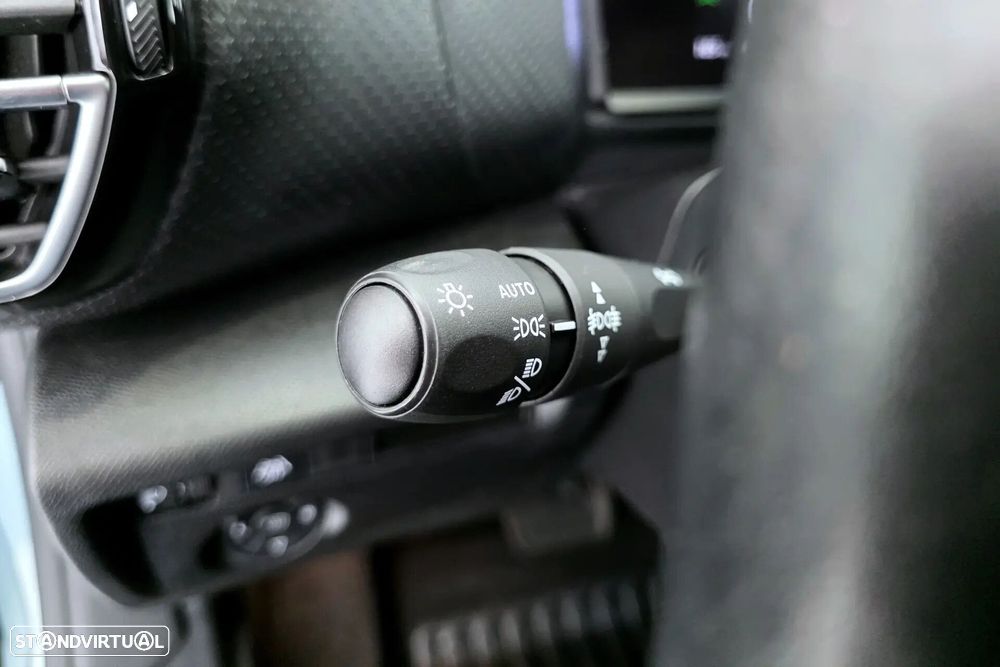 Citroën C4 PureTech 130 Stop&Start EAT8 PLUS - 17