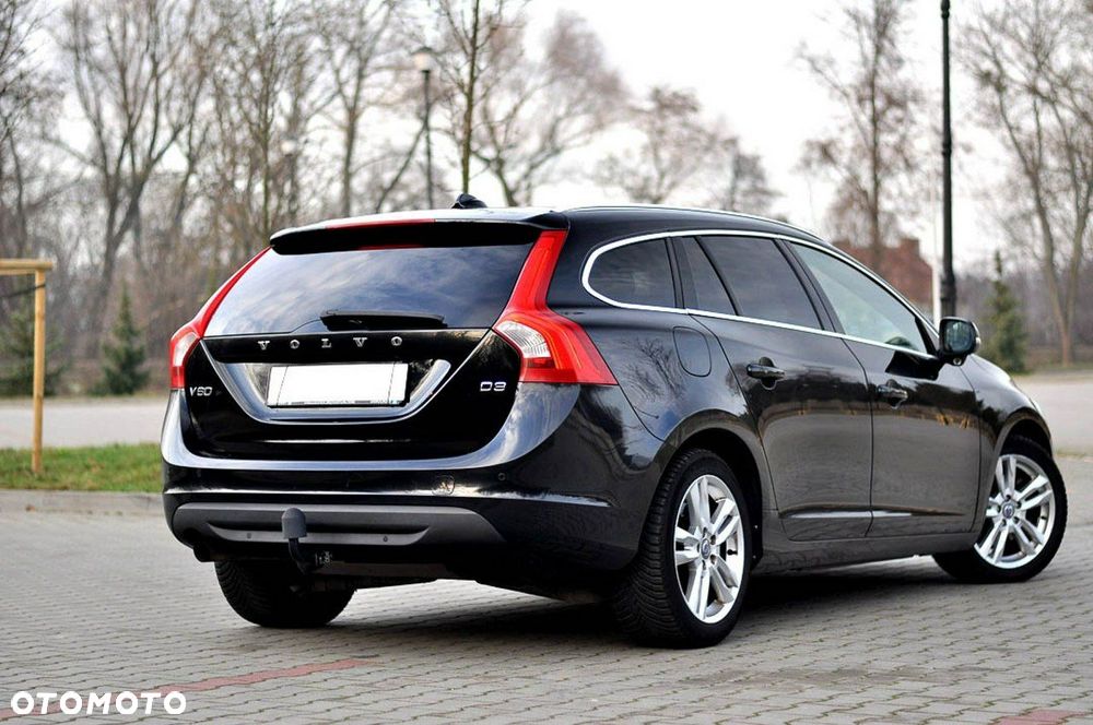 Volvo V60 D3 Momentum - 37