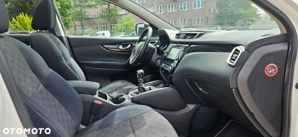 Nissan Qashqai 1.5 dCi Tekna - 25