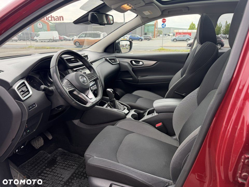 Nissan Qashqai - 22