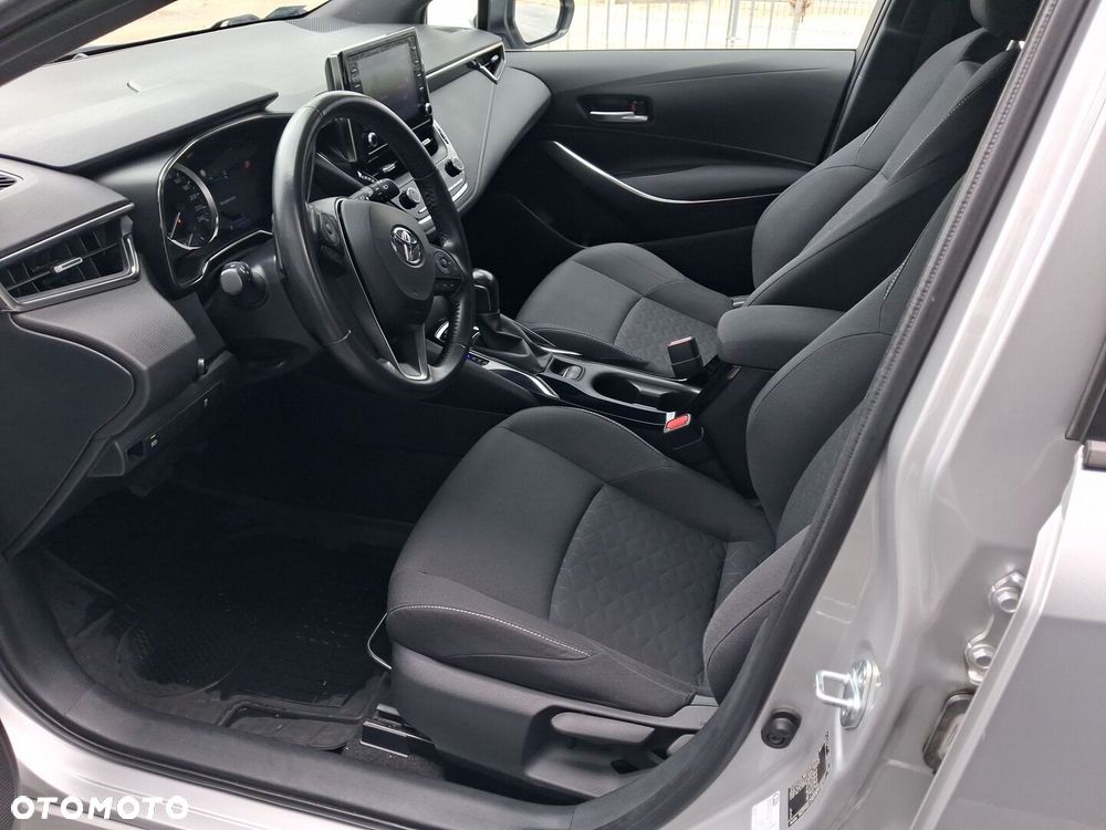 Toyota Corolla 2.0 Hybrid Comfort - 13