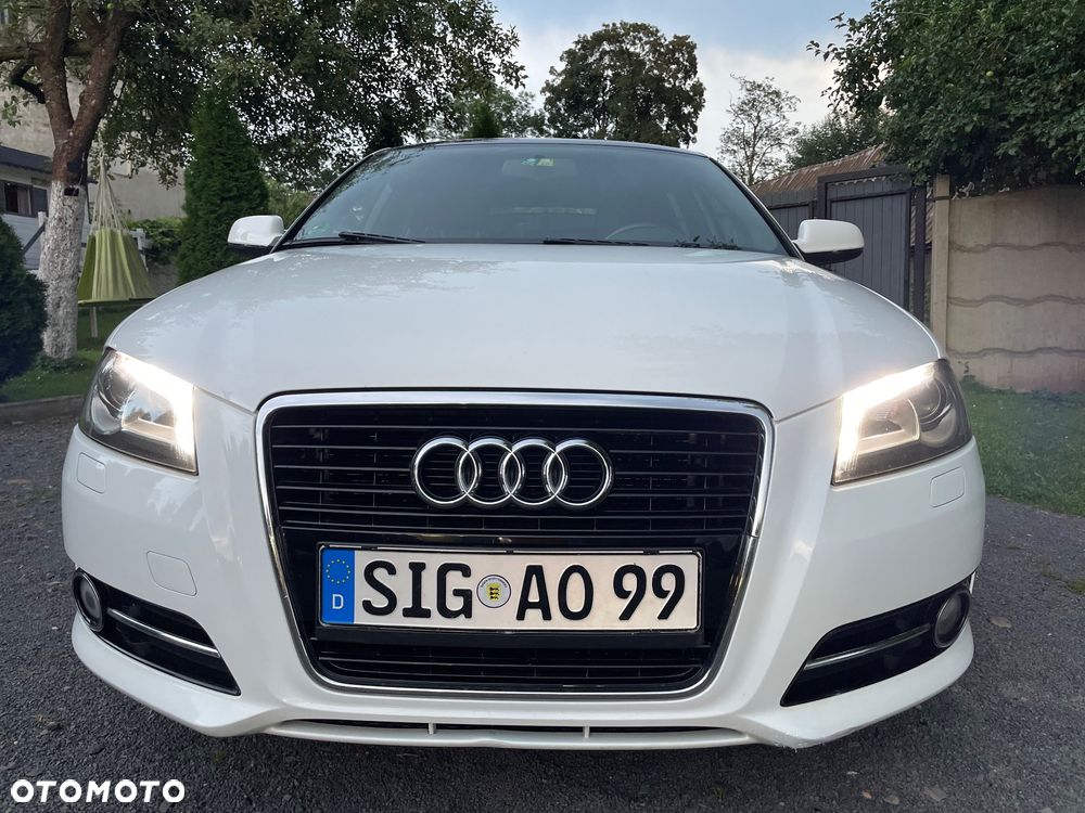 Audi A3 Sportback 2.0 TDI DPF Ambiente - 2