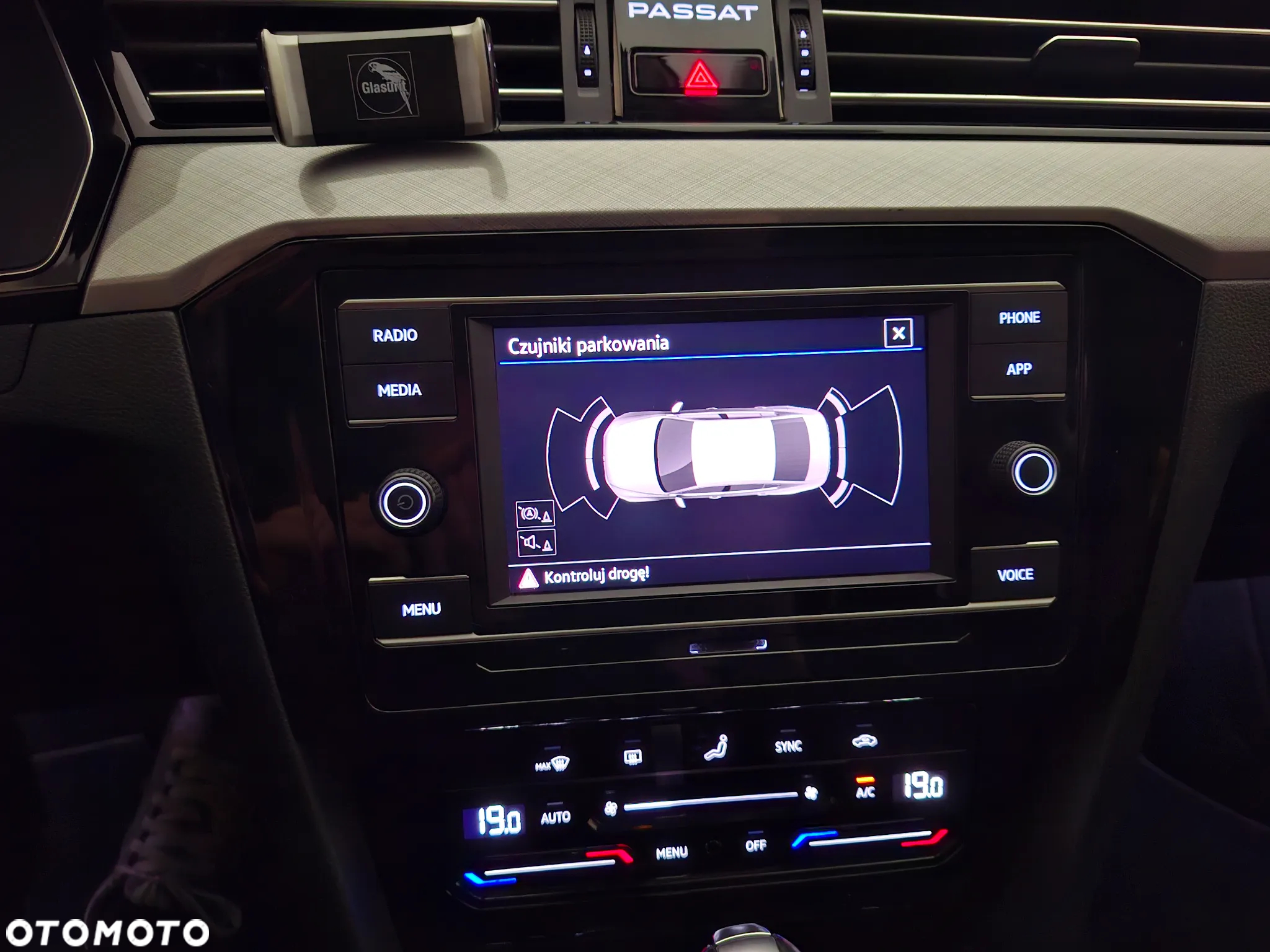 Volkswagen Passat - 14