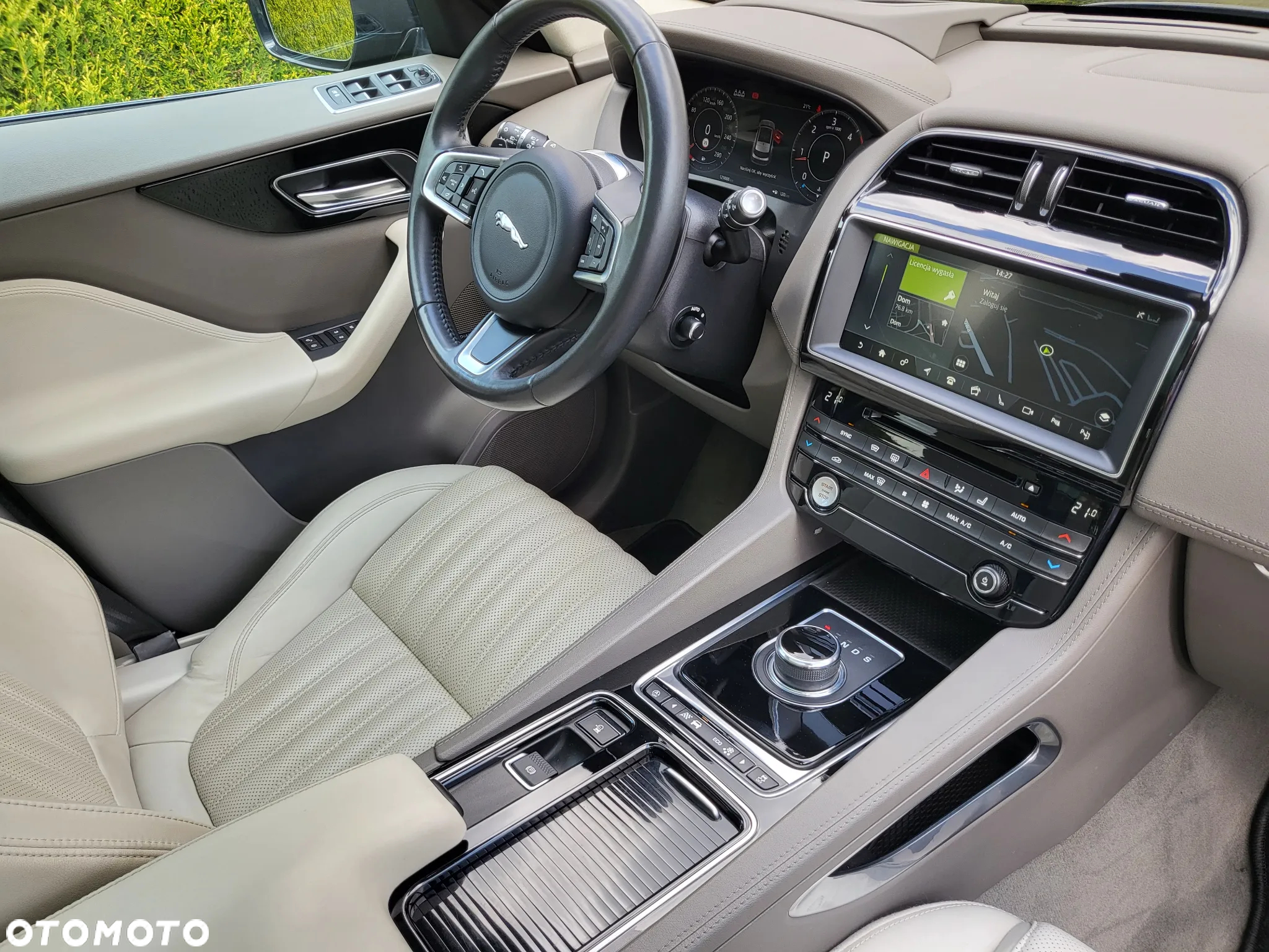 Jaguar F-Pace 2.0 i4D AWD Prestige - 10