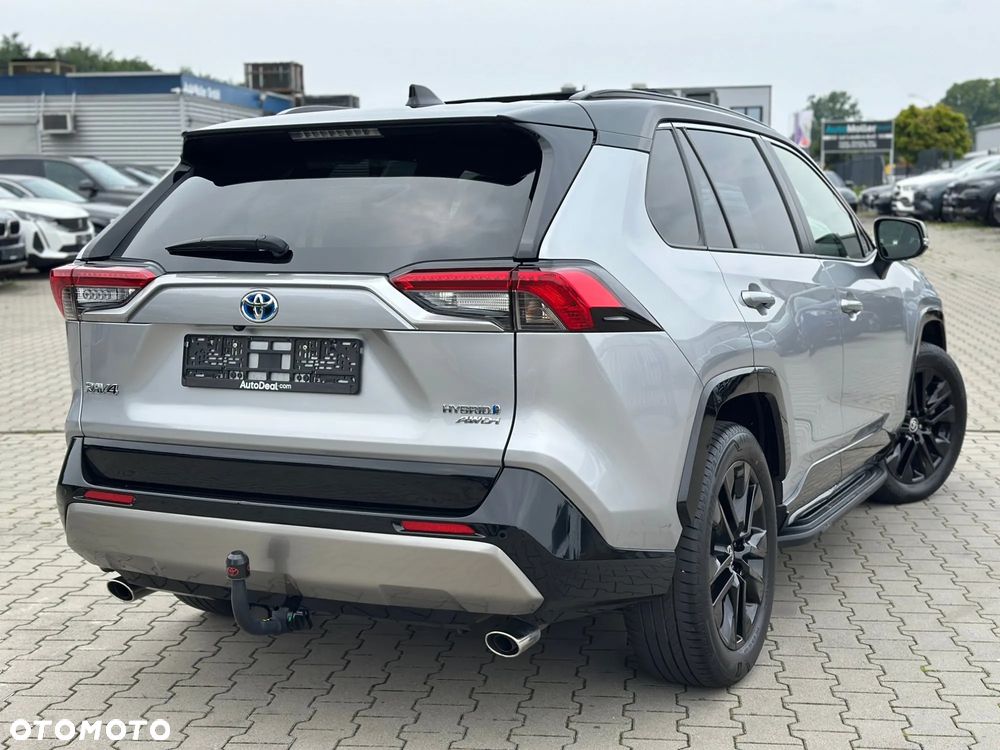 Toyota RAV4 - 5