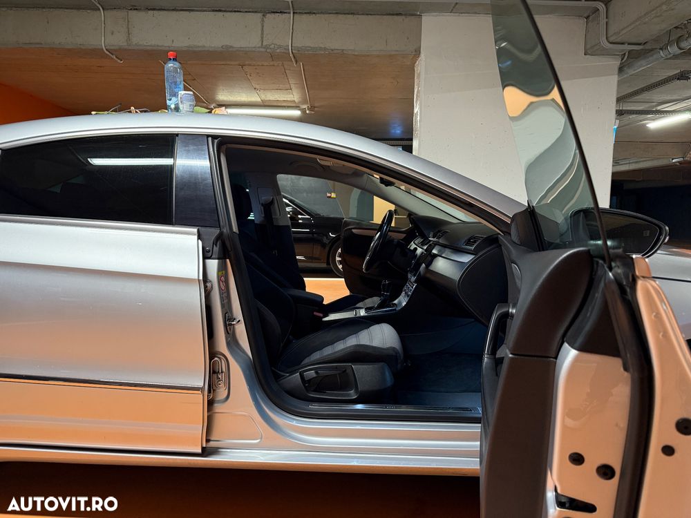 Volkswagen Passat CC - 11