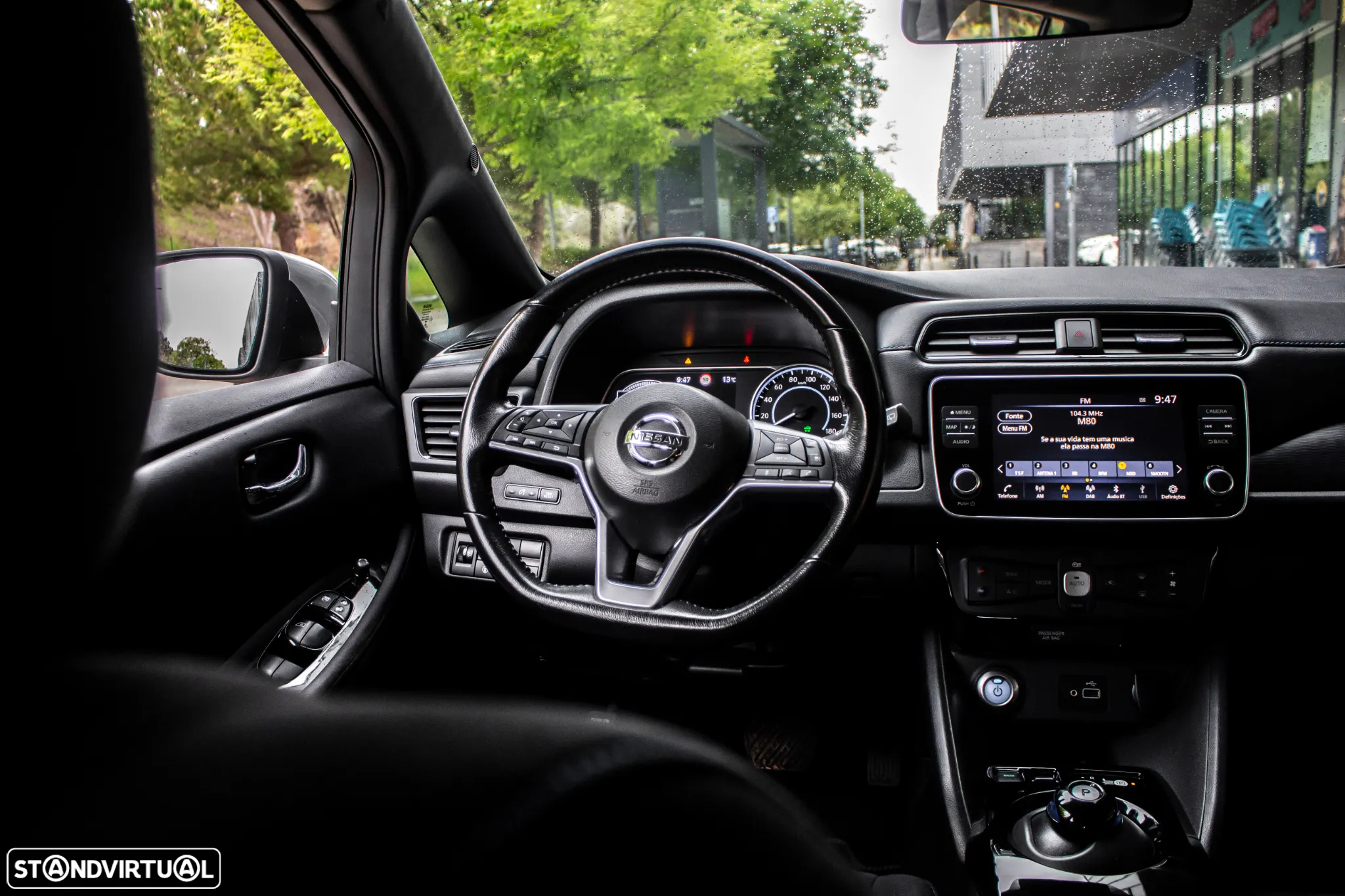 Nissan Leaf N-Connecta - 35