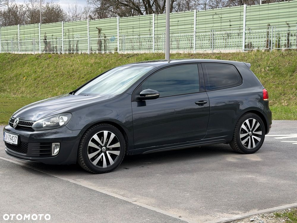 Volkswagen Golf - 9
