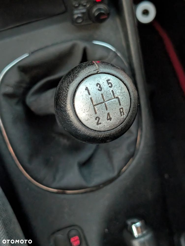 Alfa Romeo 147 1.9 JTD Distinctive - 6
