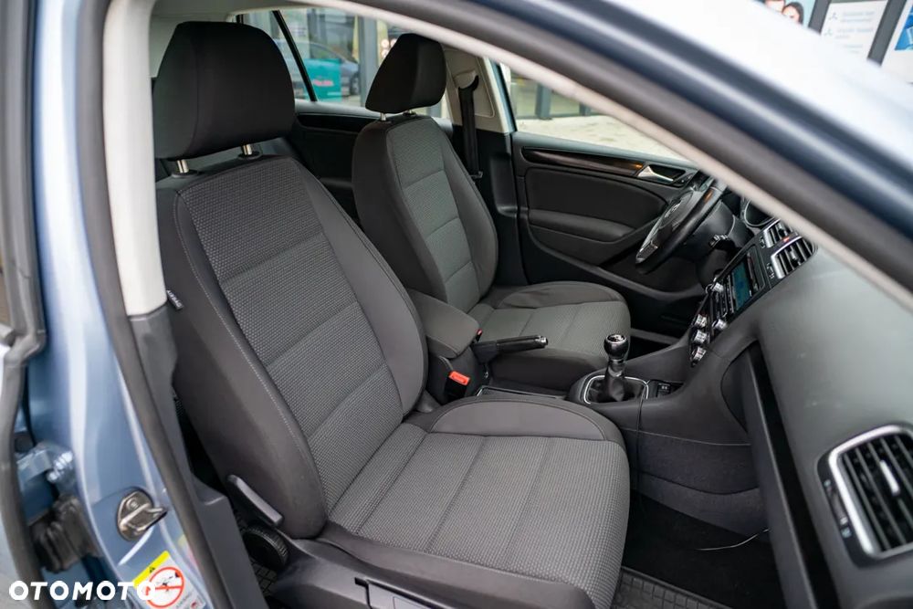 Volkswagen Golf 2.0 TDI DPF Trendline - 29