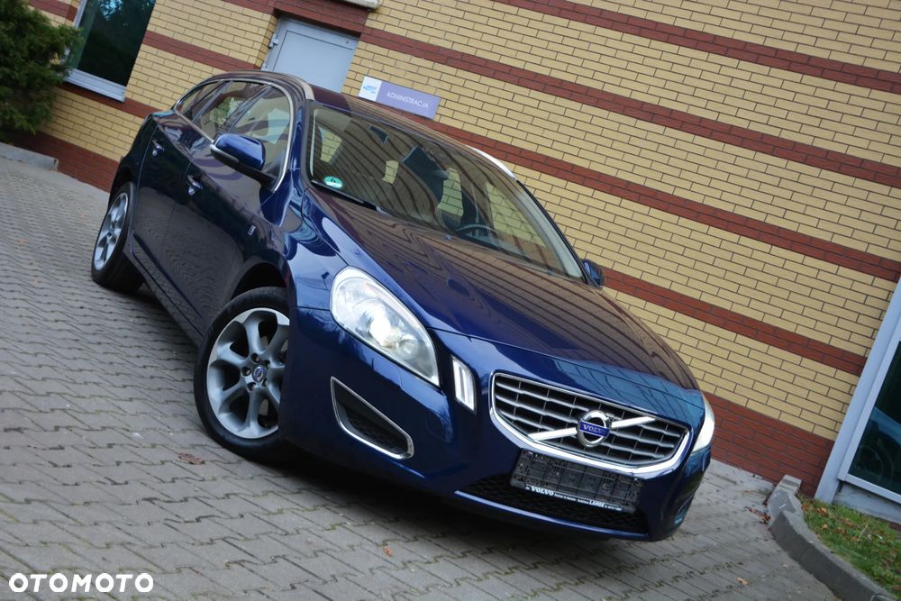 Volvo V60 D3 Ocean Race - 1