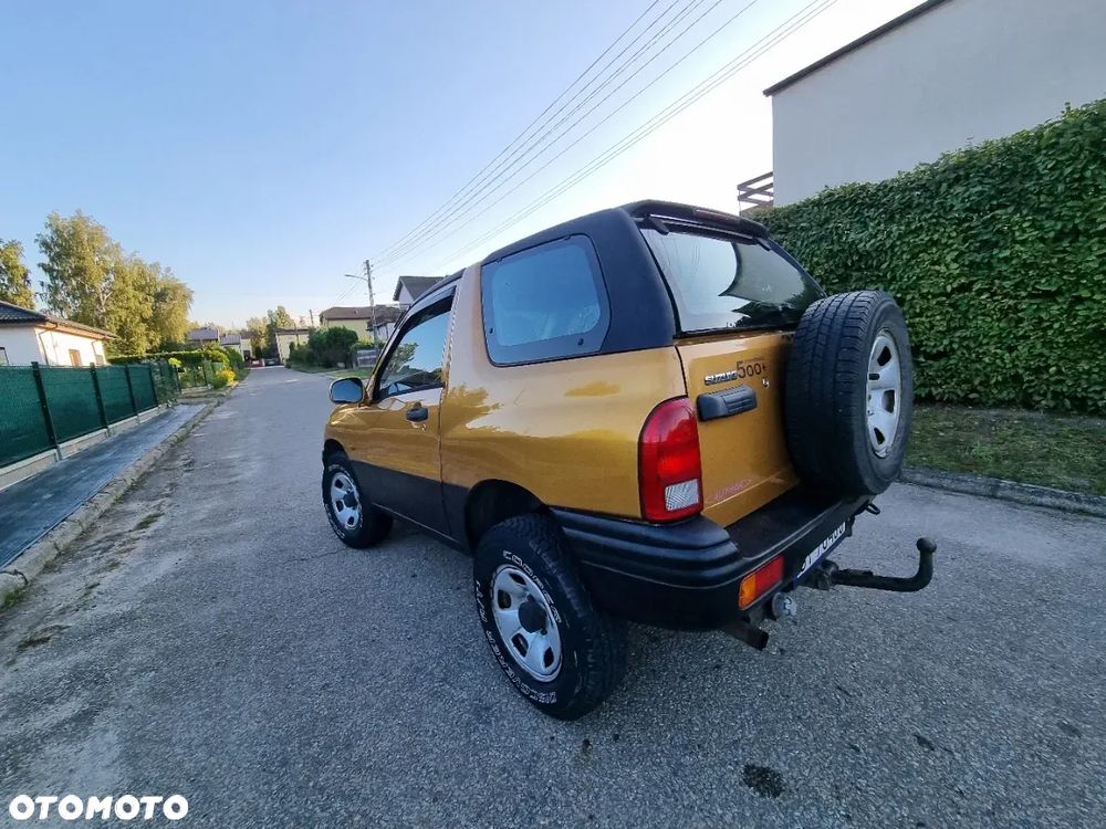 Suzuki Grand Vitara 2.0 - 6